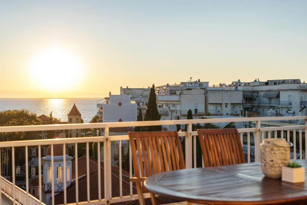 Sea View Sunset Penthouse Leilighet Thessaloníki Eksteriør bilde